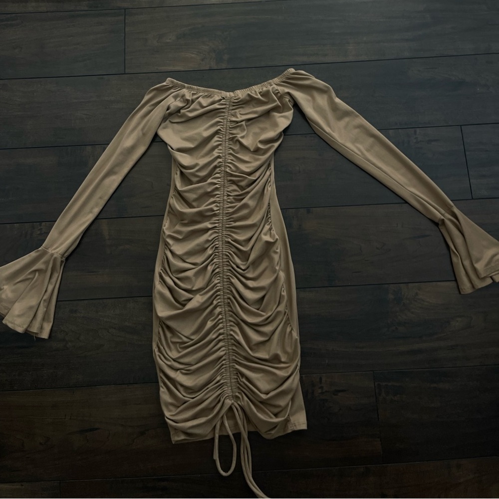 Brown body on mini ruffled dress!